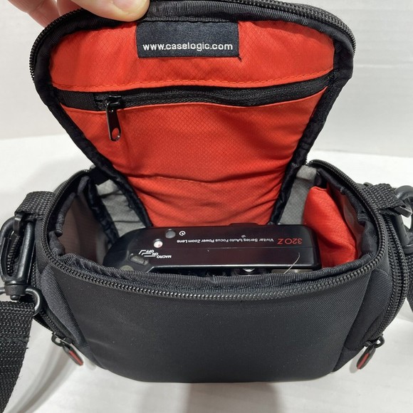 FILM CAMERA, Vivitar 320 Z, Auto Focus Lens Power Zoom 35mm With Case Vintage - Picture 8 of 8